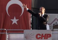 Türkei: Gericht setzt türkischen Oppositionsführer ab – Börse bricht ein