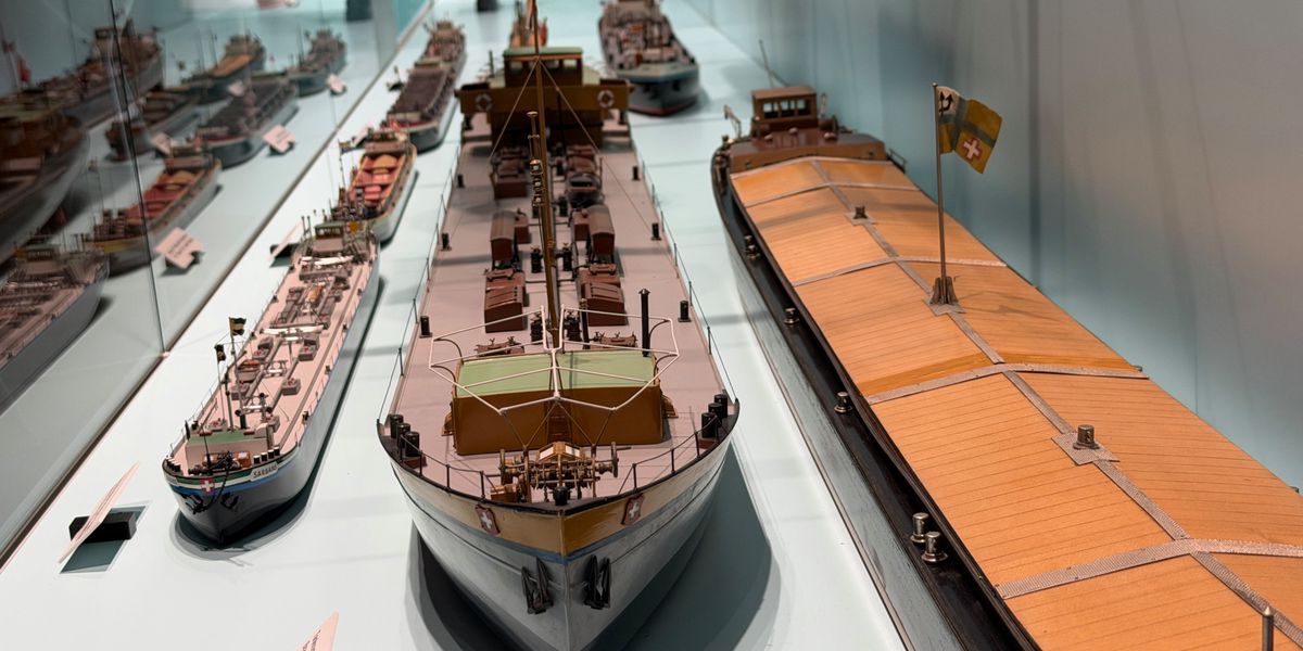 Das-Basler-Tor-zur-Welt-Mit-dem-Simulator-ein-grosses-Rheinschiff-durch-Basel-steuern