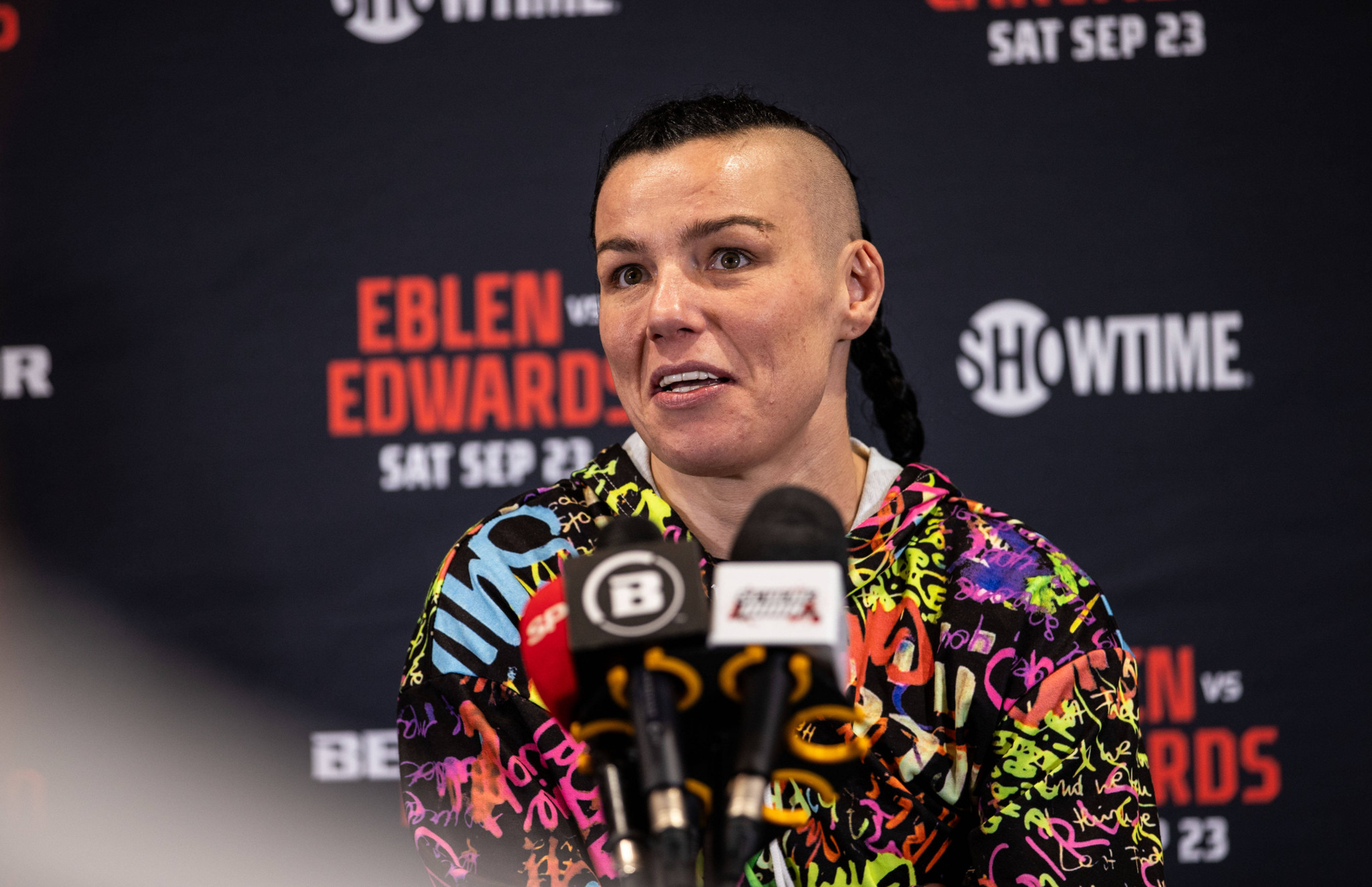 Incident à bord: Une combattante de MMA perturbe un vol Ryanair image