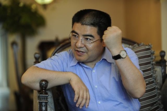 Chen Guangbiao estime que le groupe américain du  New York Times vaut un milliard de dollars (890 millions de francs) mais il se dit prêt à négocier.