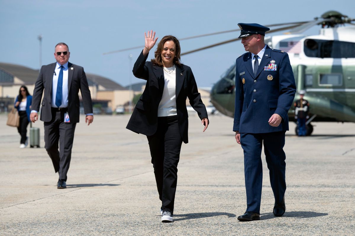 Democratic presidential nominee Vice President Kamala Harris boards Air Force Two at Joint Base Andrews, Md., Wednesday, Aug. 28, 2024, as she travels to Savannah, Ga., for a two-day campaign bus tour. (Saul Loeb/Pool via AP)