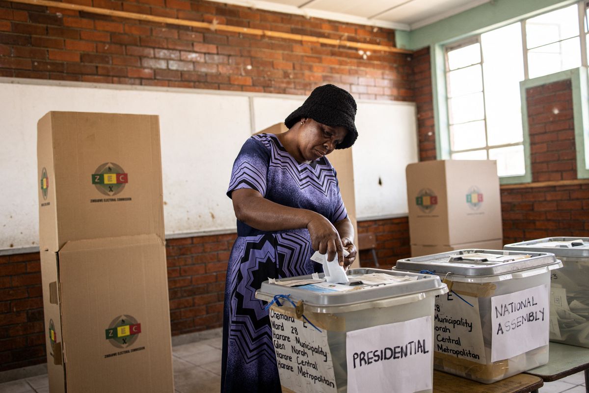 Elections: Ballot deemed “inconsistent” by observers in Zimbabwe Elections: Ballot deemed “inconsistent” by observers in Zimbabwe