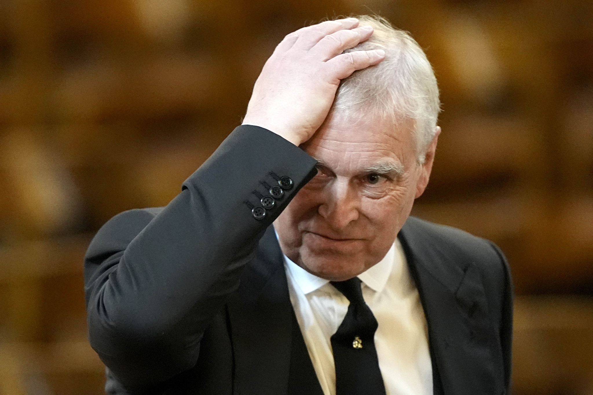 Affaire Jeffrey Epstein: Le prince britannique Andrew renonce à son titre royal