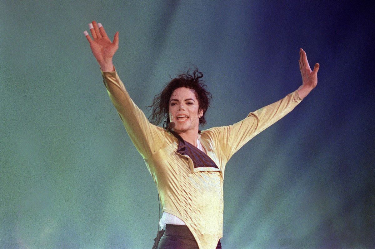 マイケル・ジャクソン：未発表曲が入ったカセットが発見される