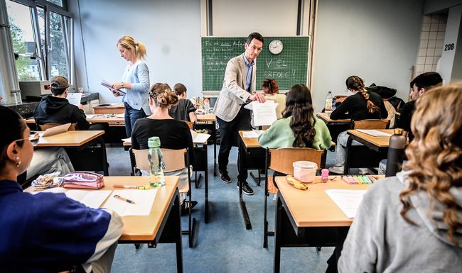 Die Reform der KV-Lehre gilt seit diesem Sommer. Klassische Schulfächer wie Deutsch und Wirtschaft gibt es nun nicht mehr.