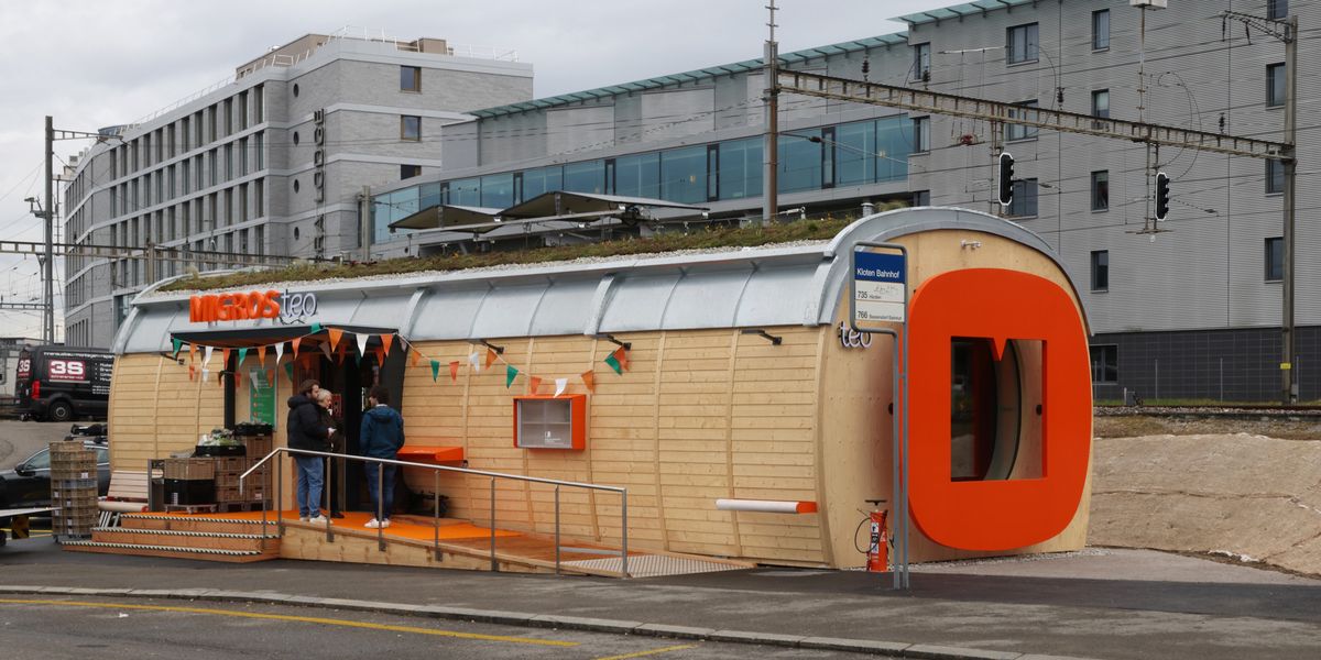 Kloten: Thieves steal over 2000 francs at Migros Teo