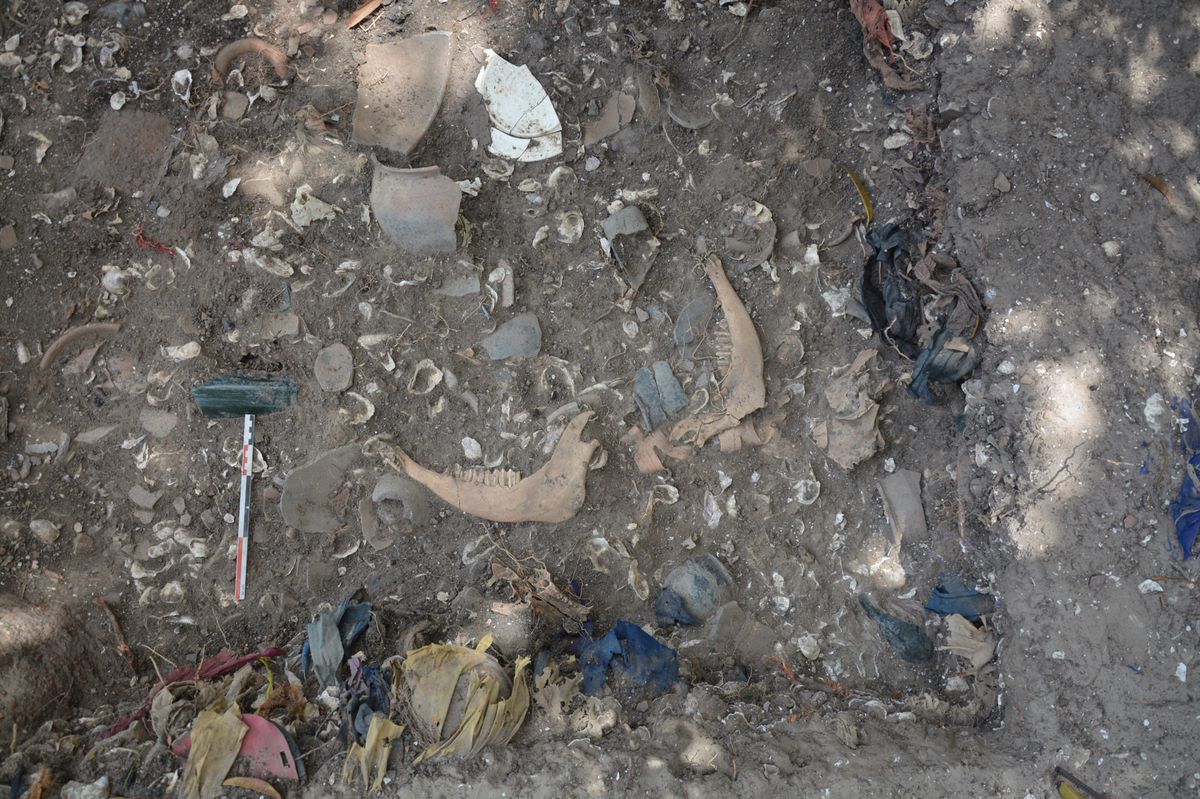 Une vue zénithale de la fouille de la «Poubelle des Mamans», dans le village d’Edioungou, au Sénégal.