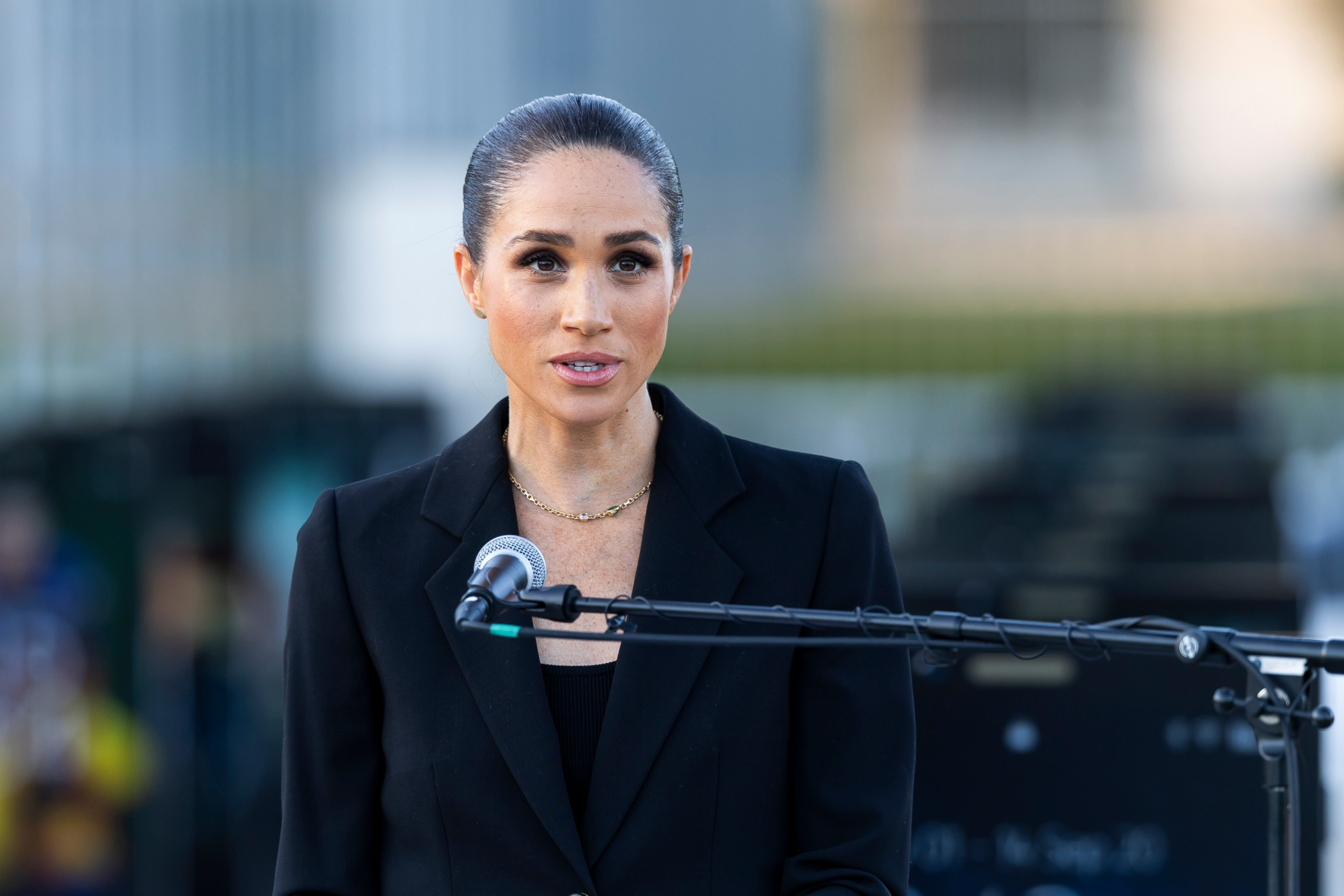 Exposition à la Place des Nations: À Genève, Meghan Markle attire la lumière sur les dangers des réseaux sociaux