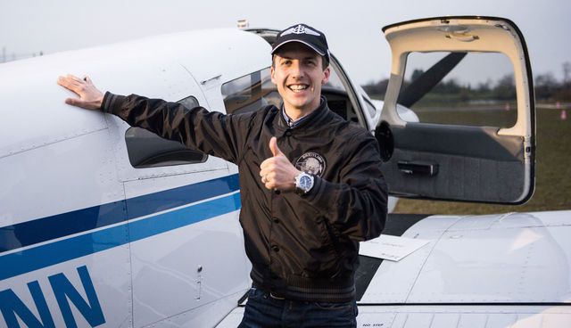 Examen réussi – Simon Ammann a obtenu sa licence de pilote d'avion ...