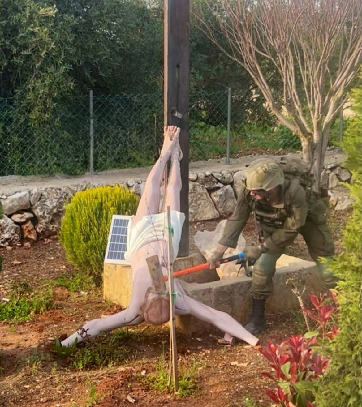 Vorfall im Südlibanon: Israelischer Soldat zerstört Jesus-Statue – Christen reagieren empört