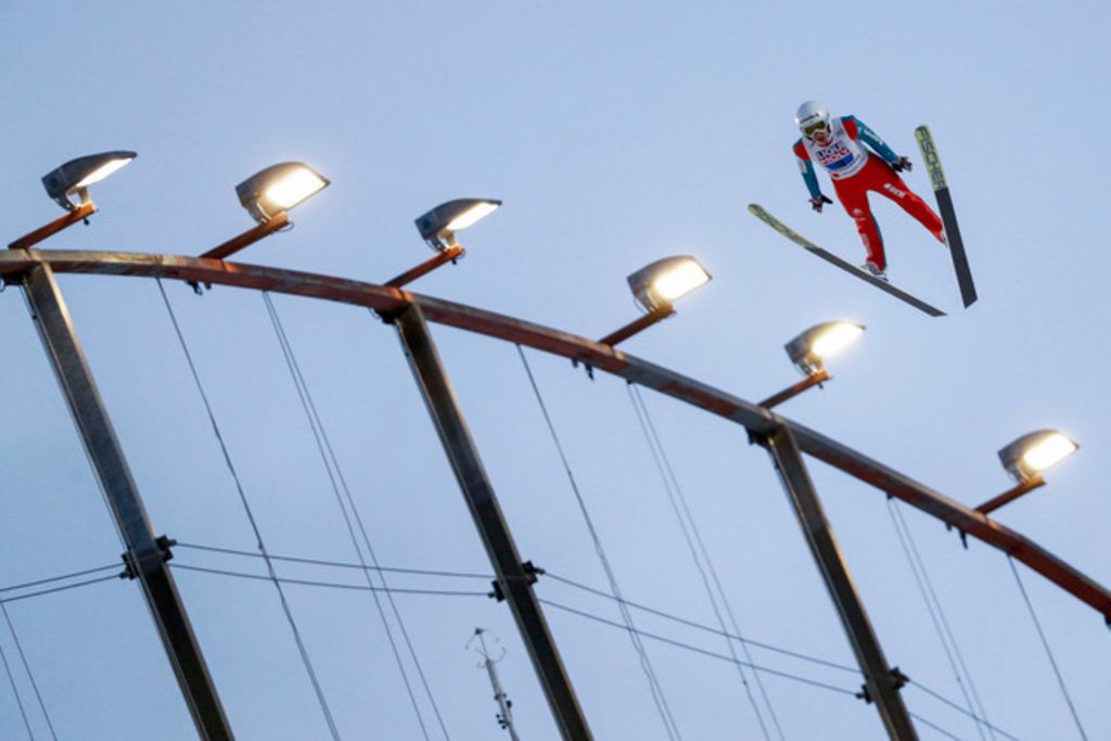 Ammann finit 17e au grand tremplin à Oslo