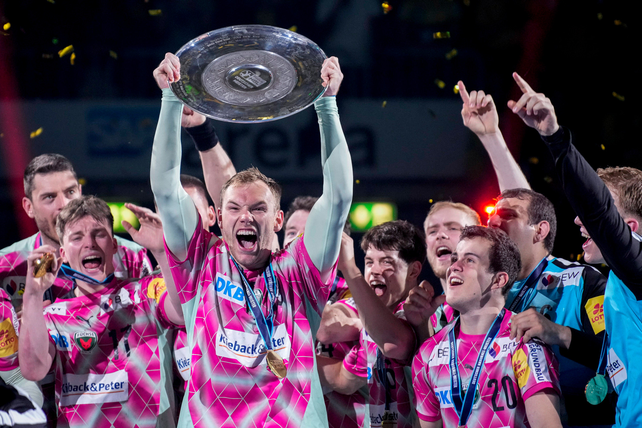 Zwei Monate nach Vorfall: Füchse Berlin finden gestohlene Meisterschale im eigenen Keller