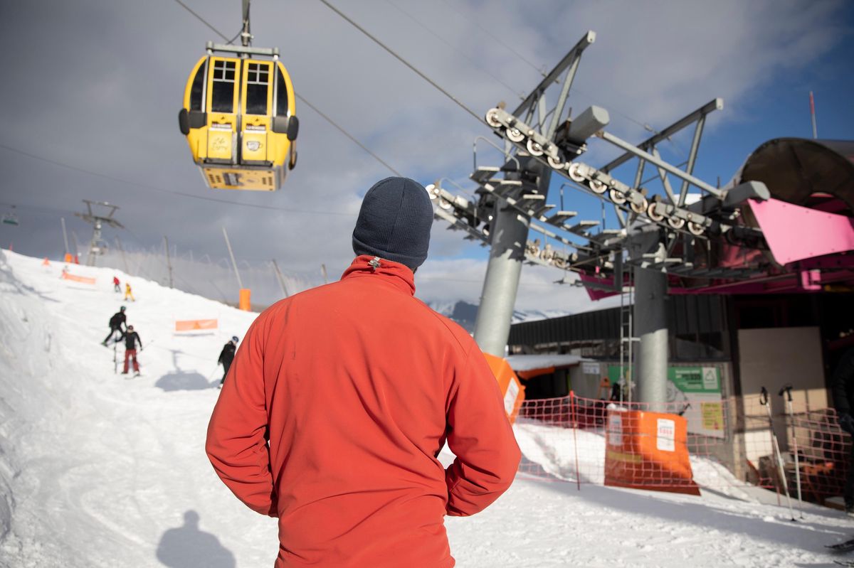 «Joseph», en bas des pistes de Leysin. Skieur, enfant de la montagne, il explique ne plus supporter l’économie des stations.