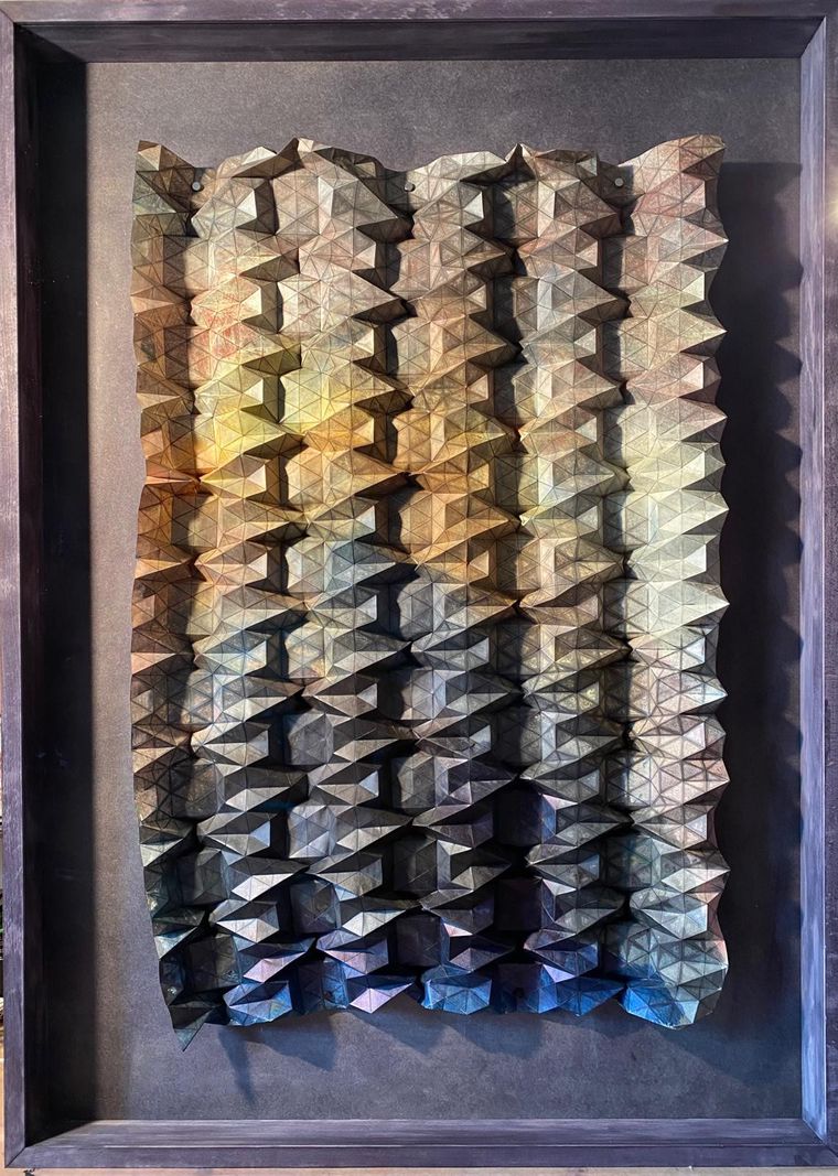 Un luthier s'adonne à l’art du pliage chez Breitenmoser