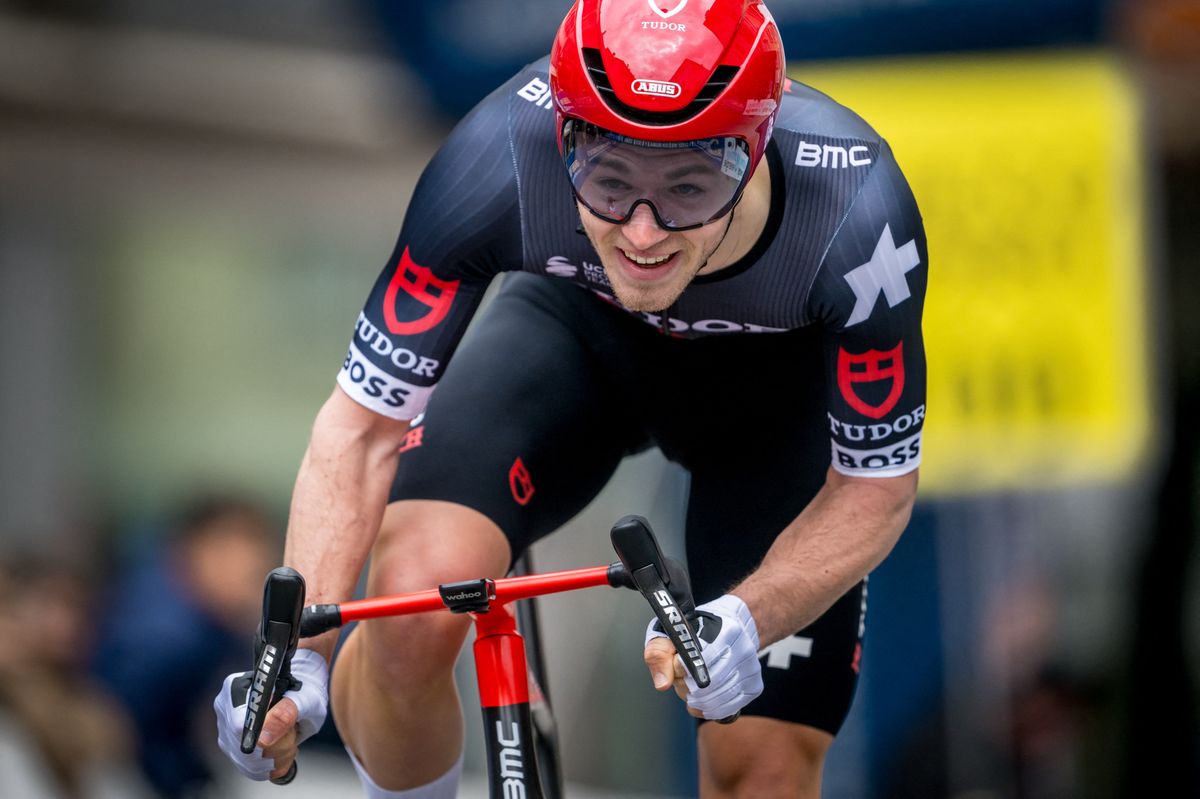 Maikel Zijlaard offre le maillot jaune à Tudor au Tour de Romandie