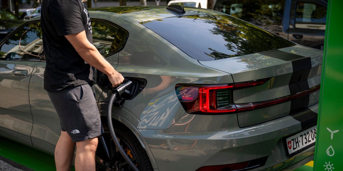 Elektromobilit-t-ist-g-nstiger-Trendwende-beim-Autokauf-Pl-tzlich-will-jeder-Zweite-ein-E-Auto