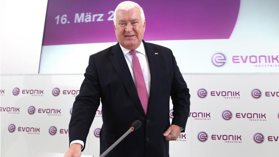 Evonik bringt 15,4 Mrd. ??? auf die Waage Finanz und Wirtschaft