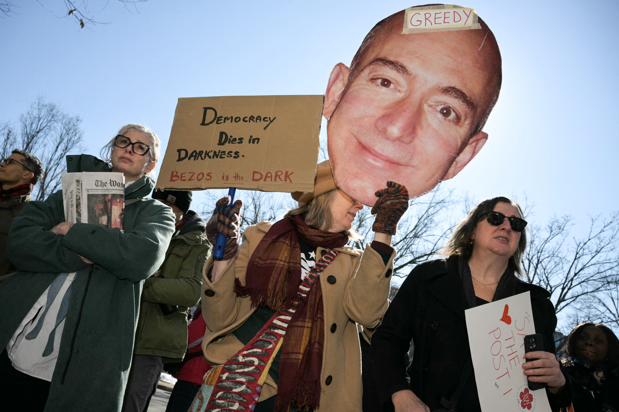 Mass layoffs at the Washington Post: Jeff Bezos guilty of cowardice toward the President