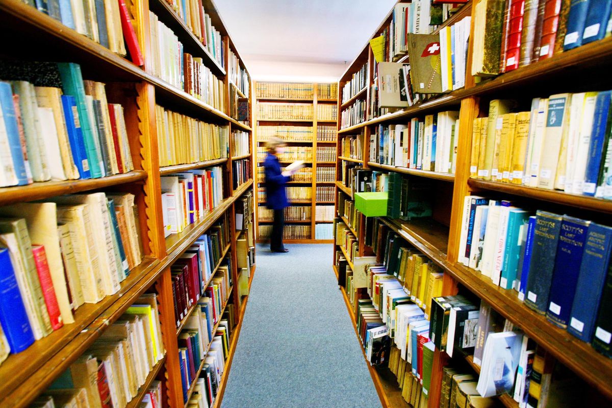 Dès lundi, la plateforme Swisscovery Ville de Genève remplacera Rero Explore, le réseau actuel des bibliothèques de Suisse occidentale.