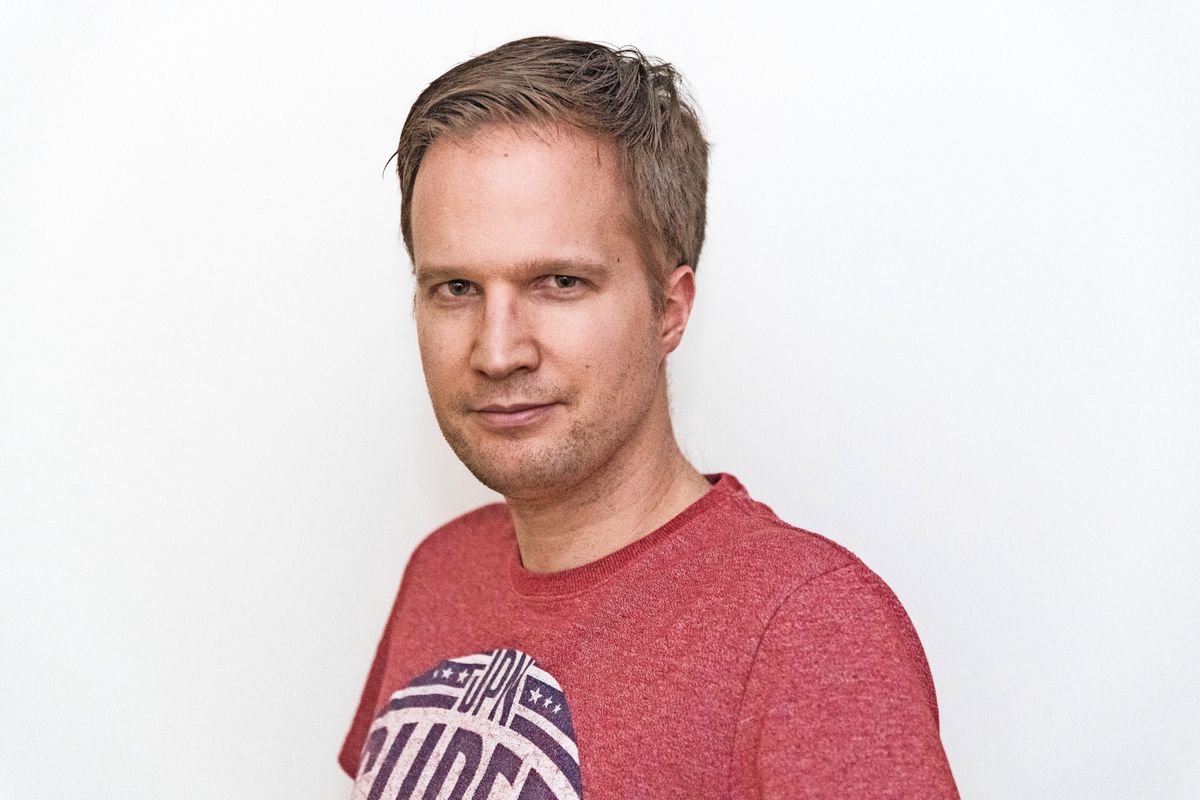 Lausanne, 27 mars 2018,  Julien Wicky, journaliste à la rubrique Suisse. ©Florian Cella/24Heures