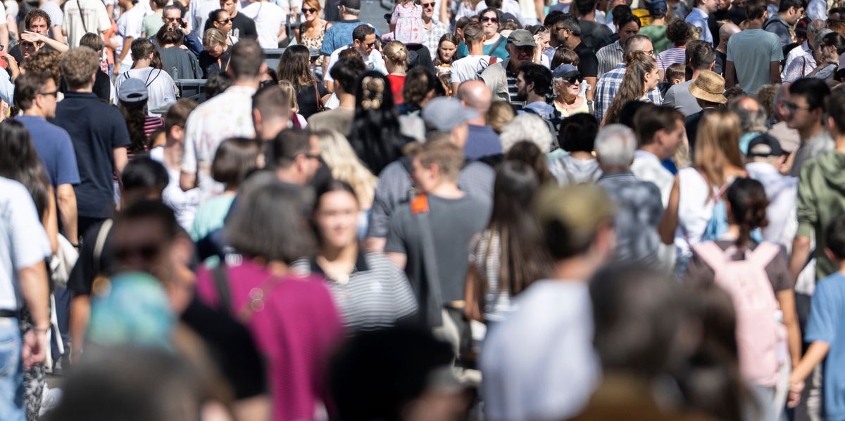 10-Millionen-Schweiz-Initiative: Knappe Mehrheit dafür