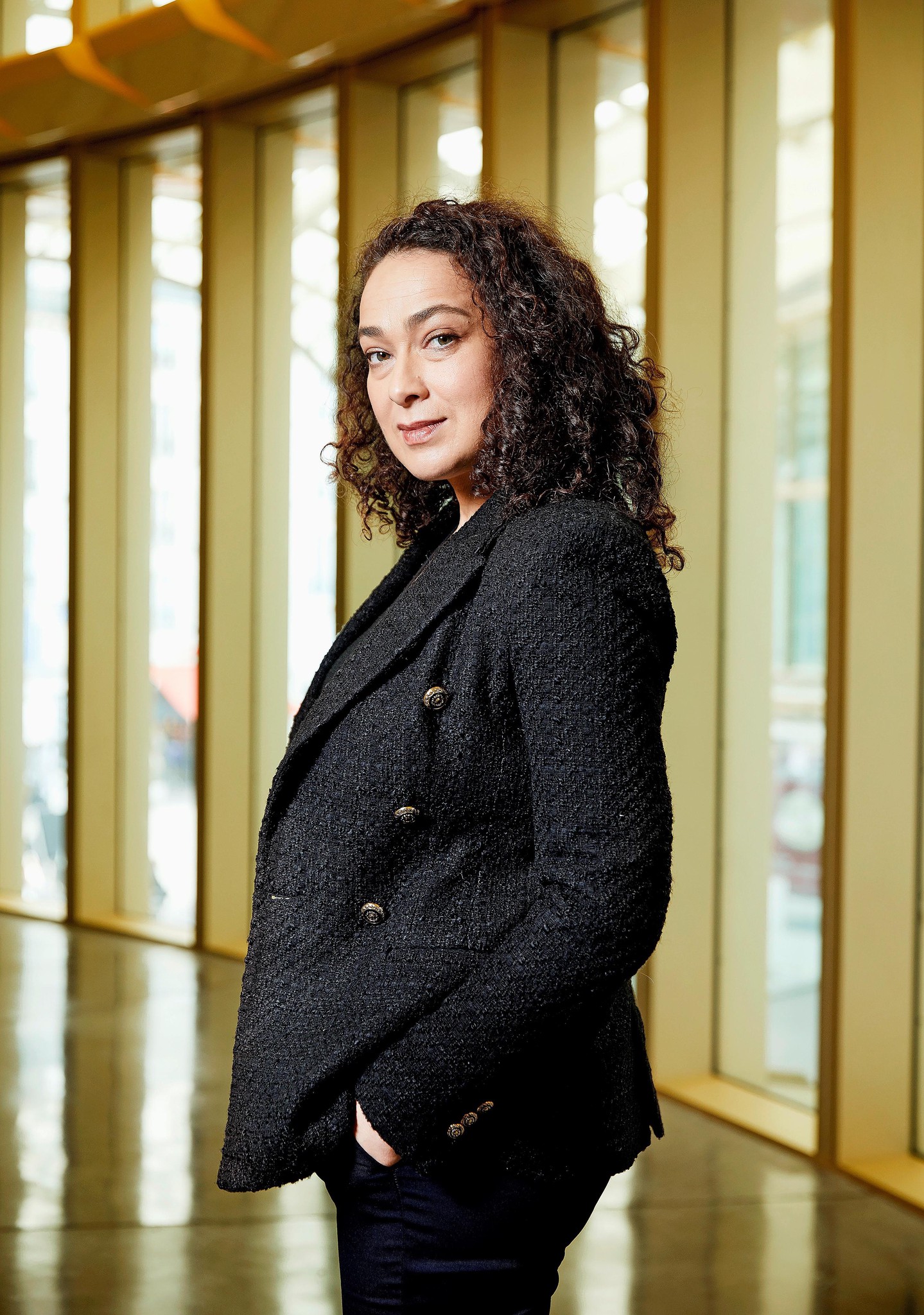 Delphine Horvilleur a connu un beau succès l’an dernier avec son essai «Vivre avec nos morts». La plus célèbre rabbine de France revient aujourd’hui avec «Il n’y a pas de Ajar».