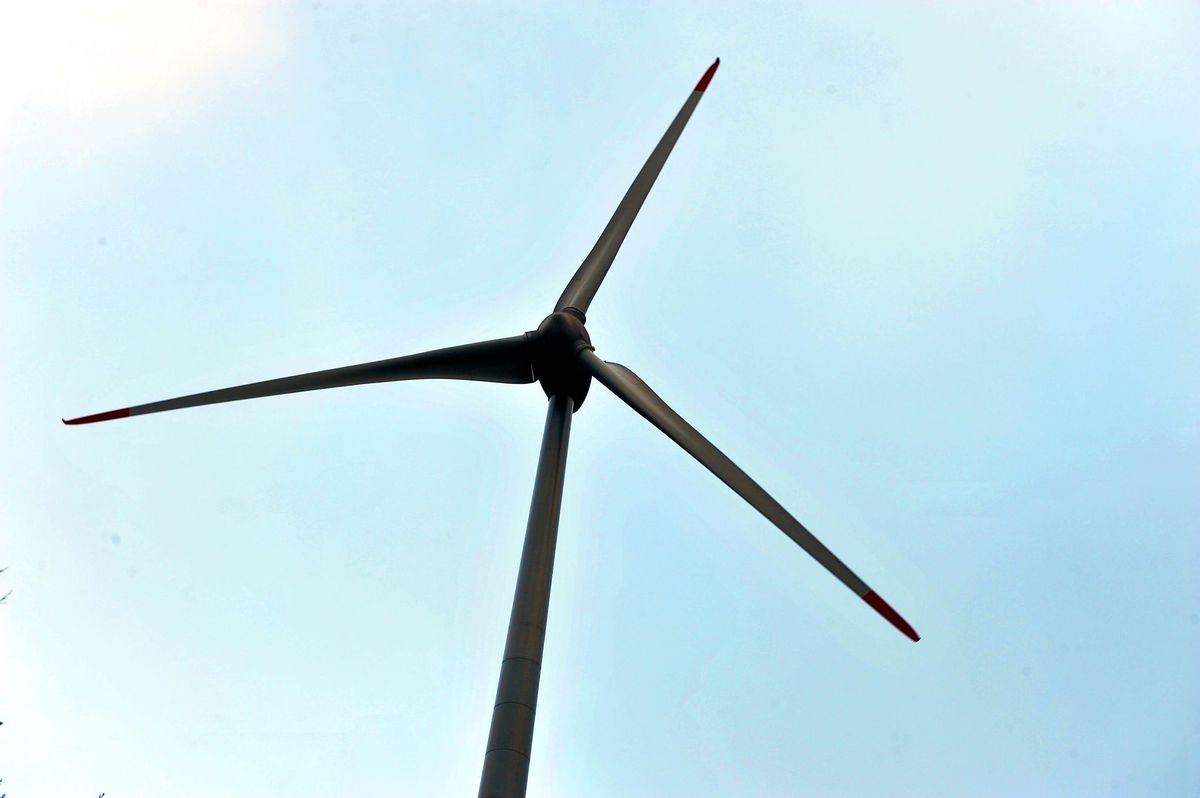 Martigny le 08 janvier 2009 la nouvelle éolienne photo edouard curchod