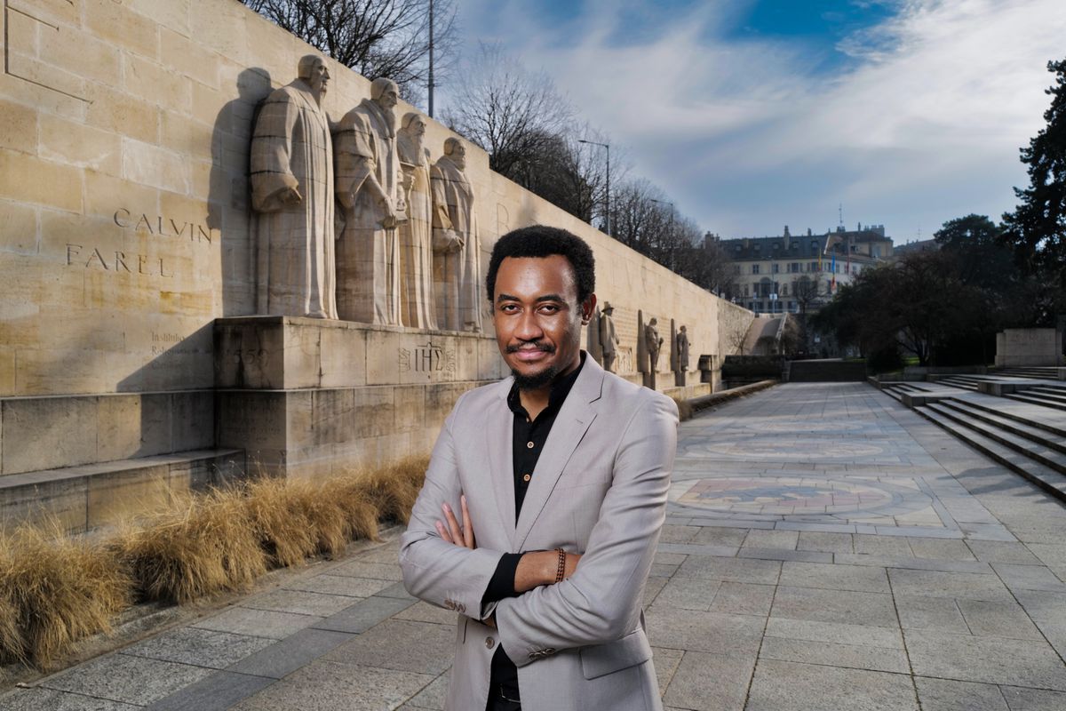 Ezekiel Kwetchi Takam , UNI Bastions. Il œuvre pour une AI éthique. Doctorant à la Faculté de théologie de l'Université de Genève, Ezekiel Kwetchi Takam est spécialiste des questions éthiques et théologiques soulevées par l'intelligence artificielle. Il est également conférencier et fondateur de l'Observatoire euro-africain de l'intelligence artificielle pour lequel il a reçu le Prix de la Fondation genevoise pour l'innovation technologique.
