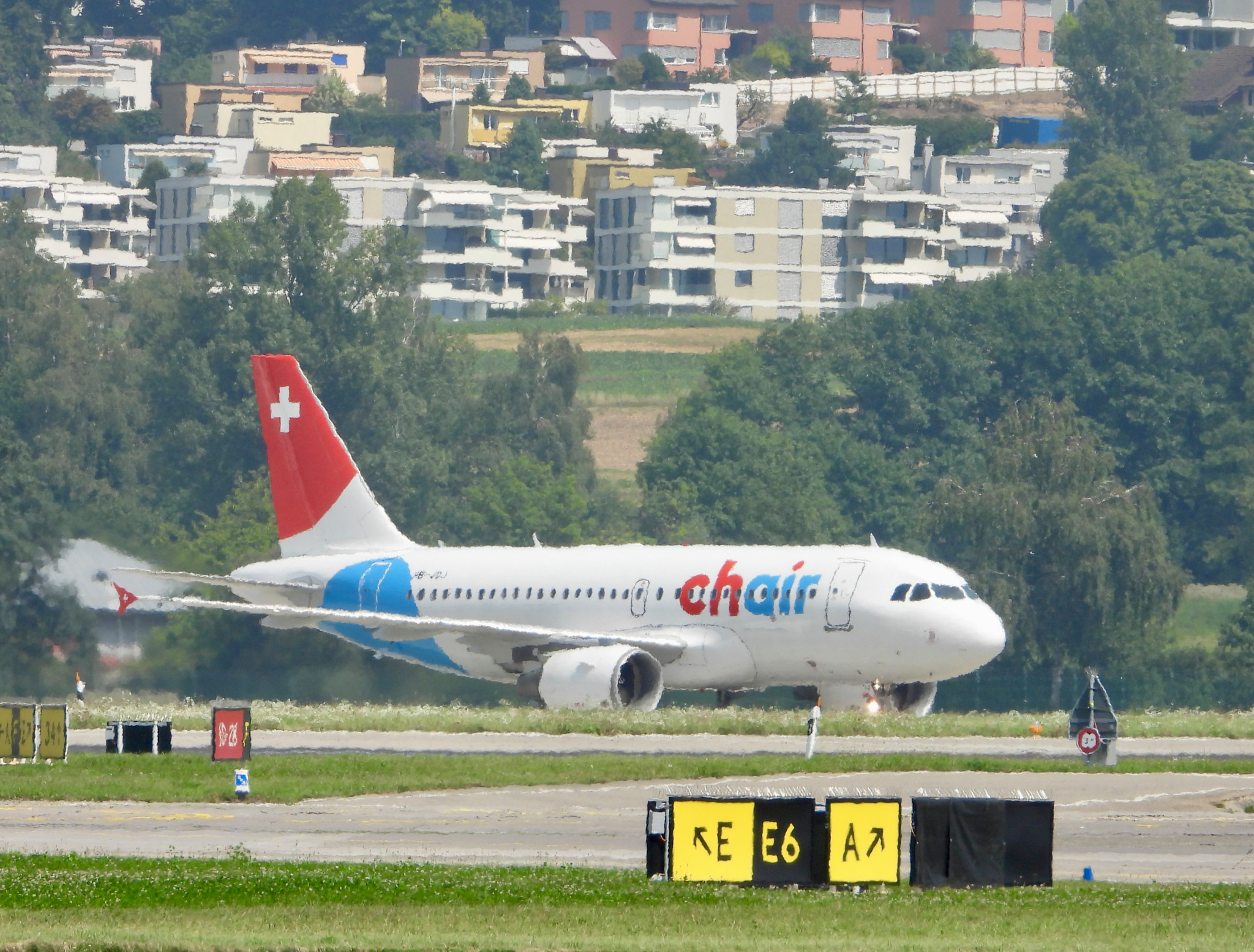 Flughafen Zürich: Chair bekommt Airbus A320 und baut Verbindung nach Pristina weiter aus