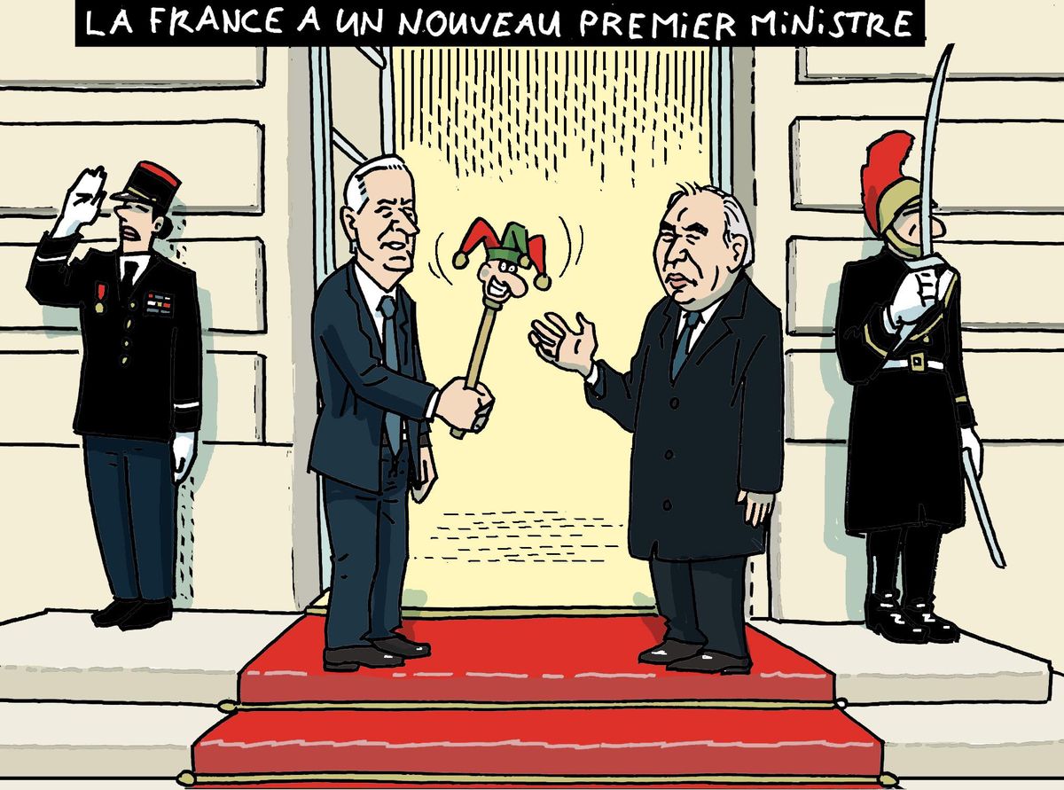 Illustration humoristique montrant un homme tenant un sceptre avec un chapeau de fou face à un autre homme, devant une entrée officielle guardée, accompagnée du texte ’La France a un nouveau premier ministre’.