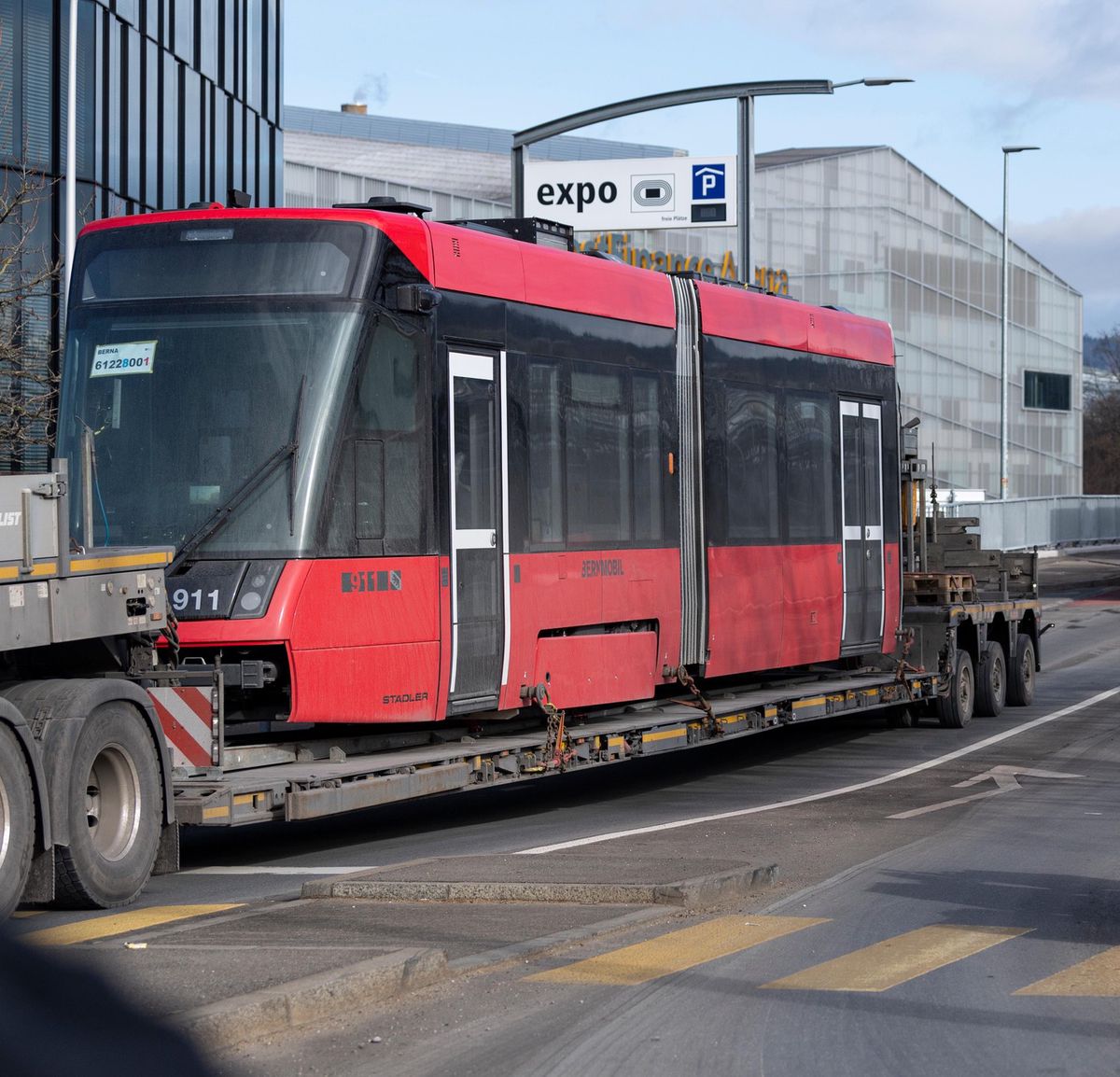 Aus Valencia angeliefert Das erste Tram der neuen Generation ist in
