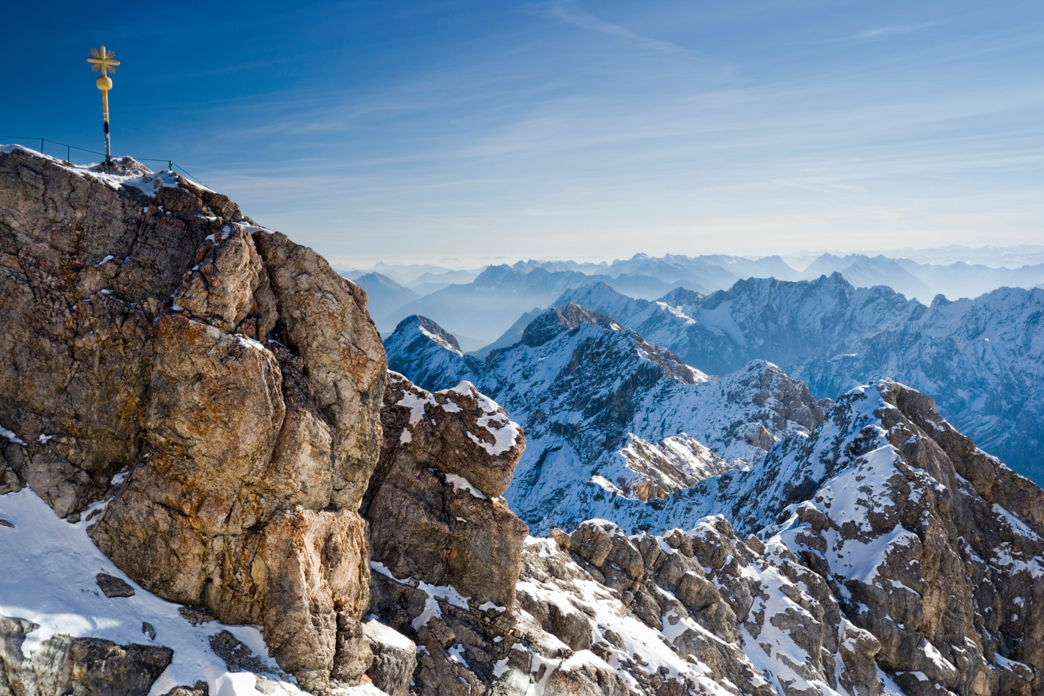 Unfall in den Alpen: 19-Jähriger stirbt bei nächtlichem Aufstieg zur Zugspitze