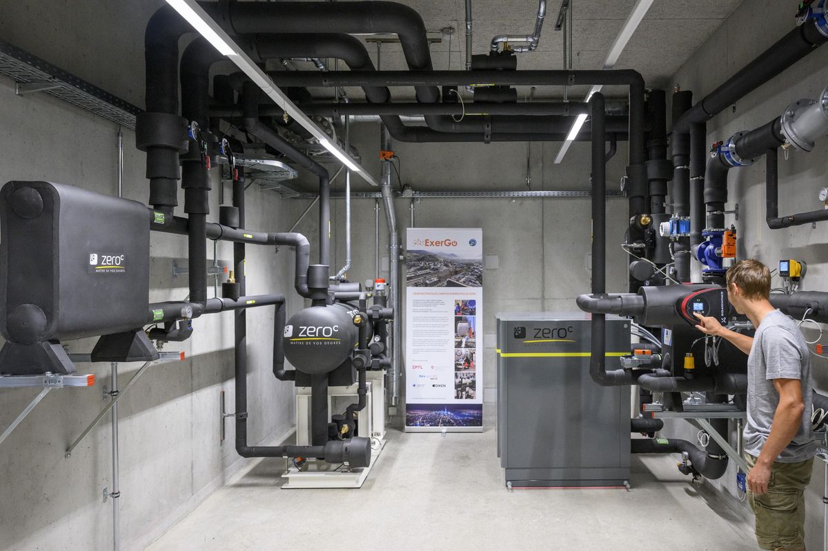 Les 33’000 mètres carrés du campus Energypolis à Sion sont chauffés et refroidis en utilisant cette nouvelle technologie . (KEYSTONE/Laurent Gillieron)