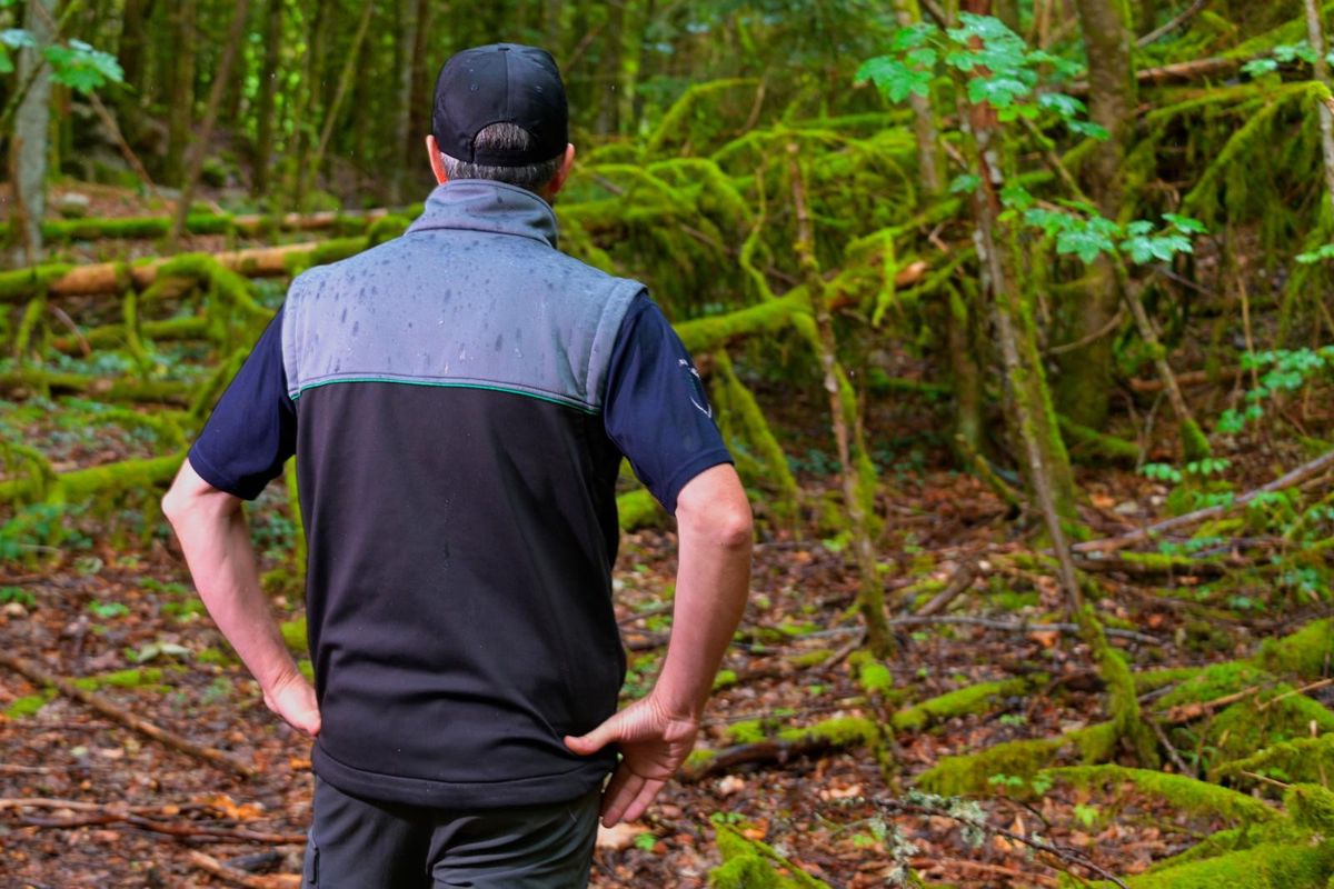 Déjà vaste, le cahier des charges des gardes-faune du Canton a pris une autre tournure depuis le retour du loup.
