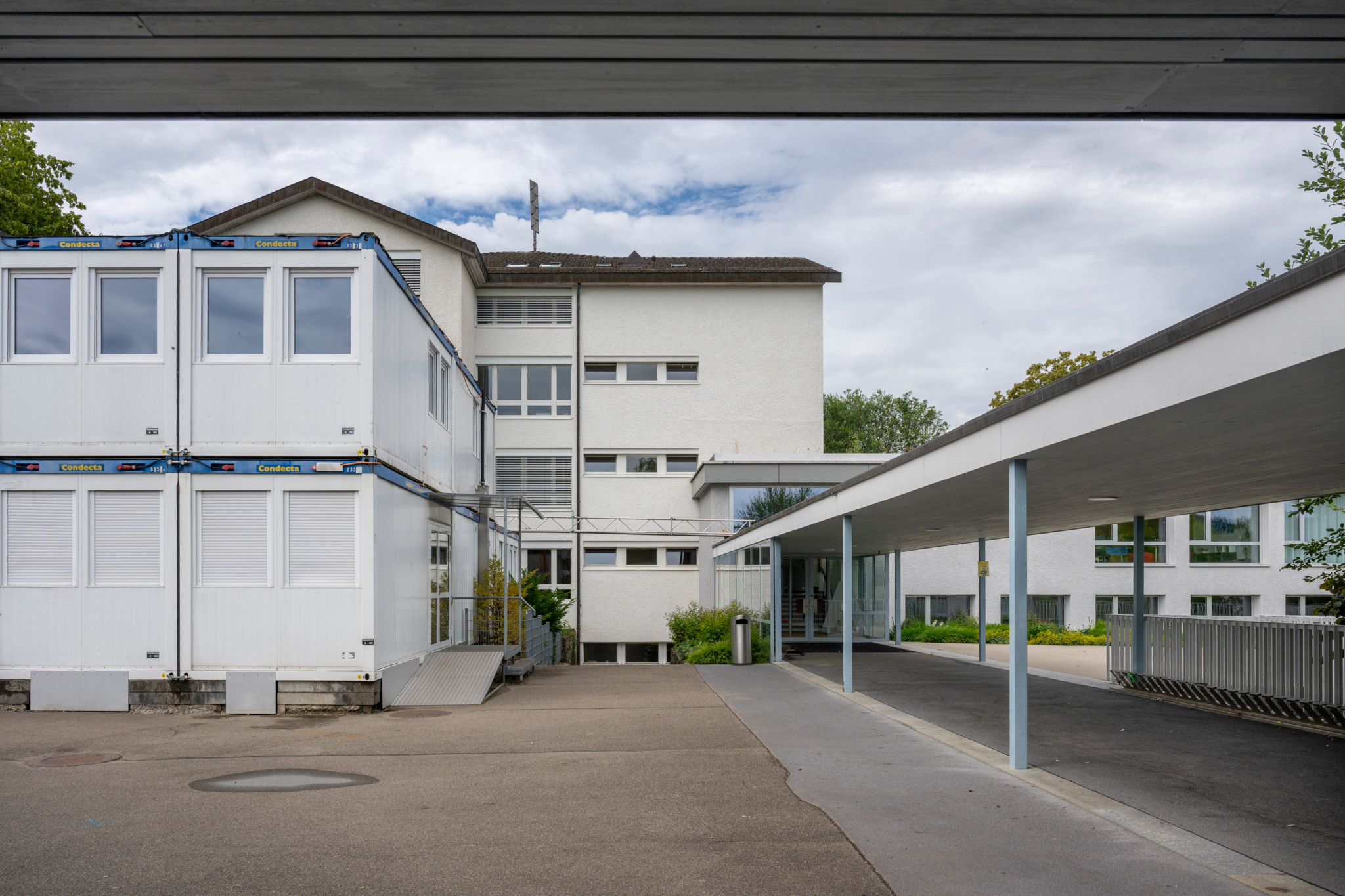 Schulhaus Rueterwis Zollikerberg am 08.07.2023.
Schulhaus Trakt A.
Foto: Michael Trost / Tamedia AG.