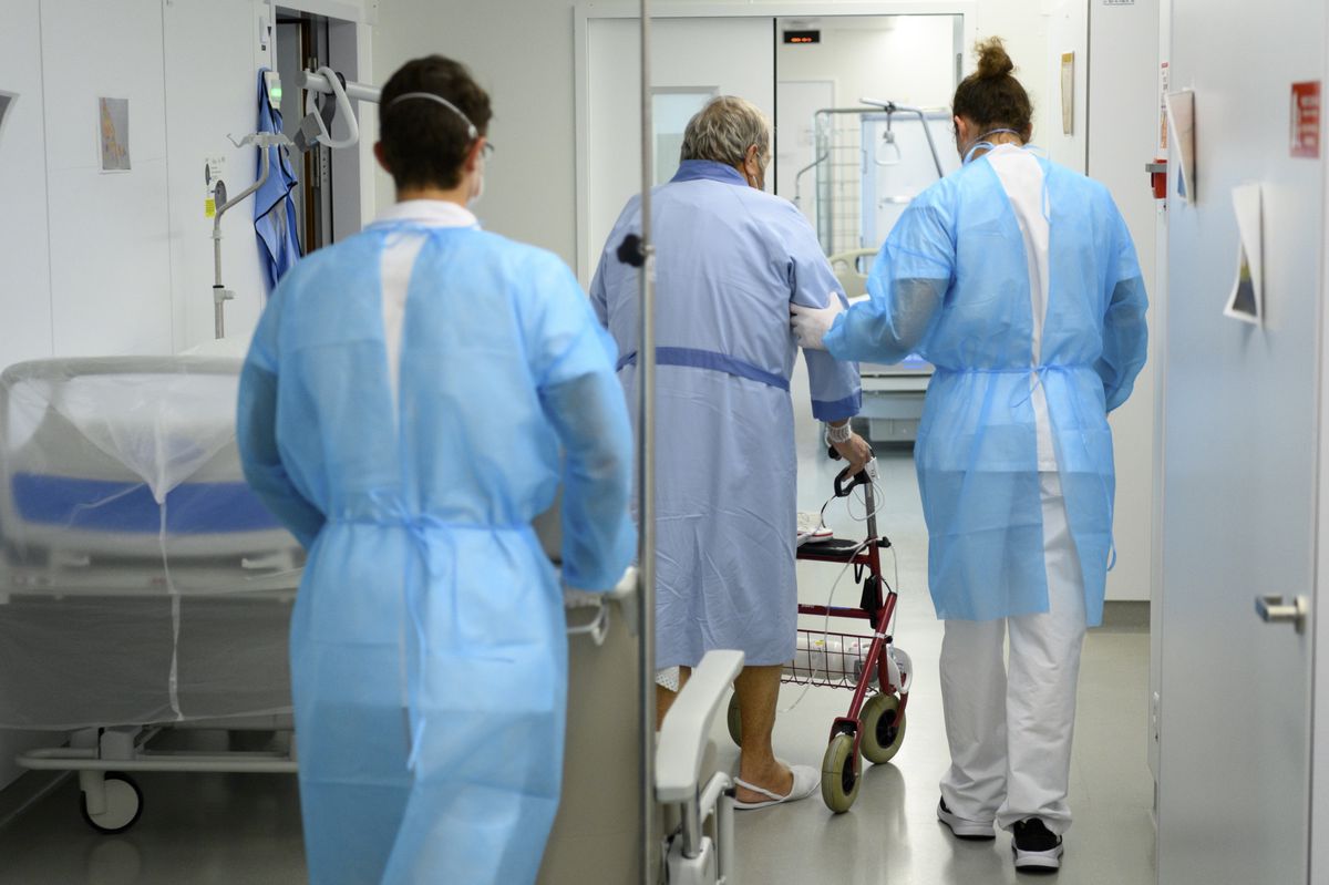 Les soignants genevois devront-ils travailler aussi en France voisine?