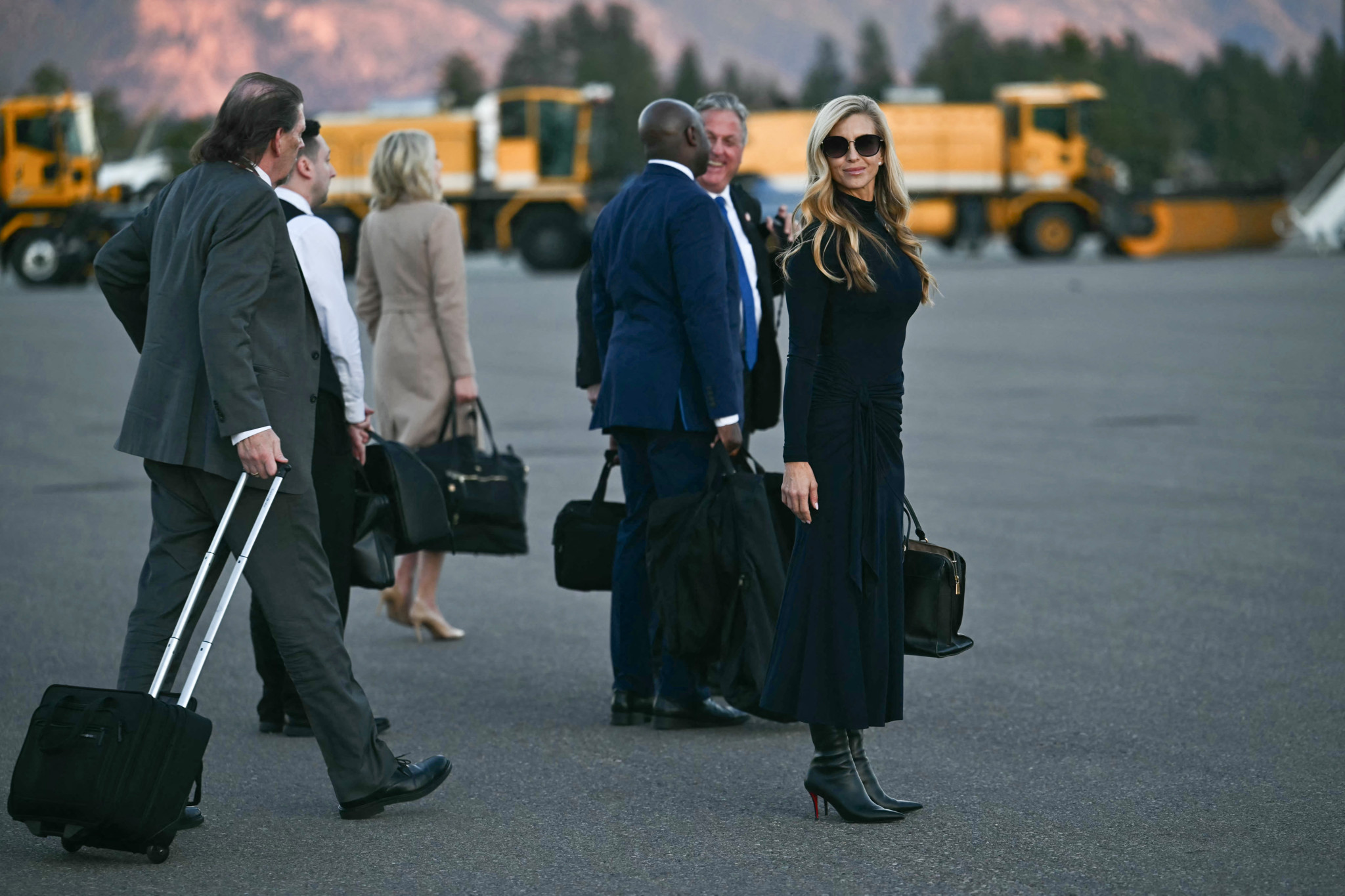 Maison-Blanche: La porte-parole de Donald Trump, Katie Zacharia, quitte son poste