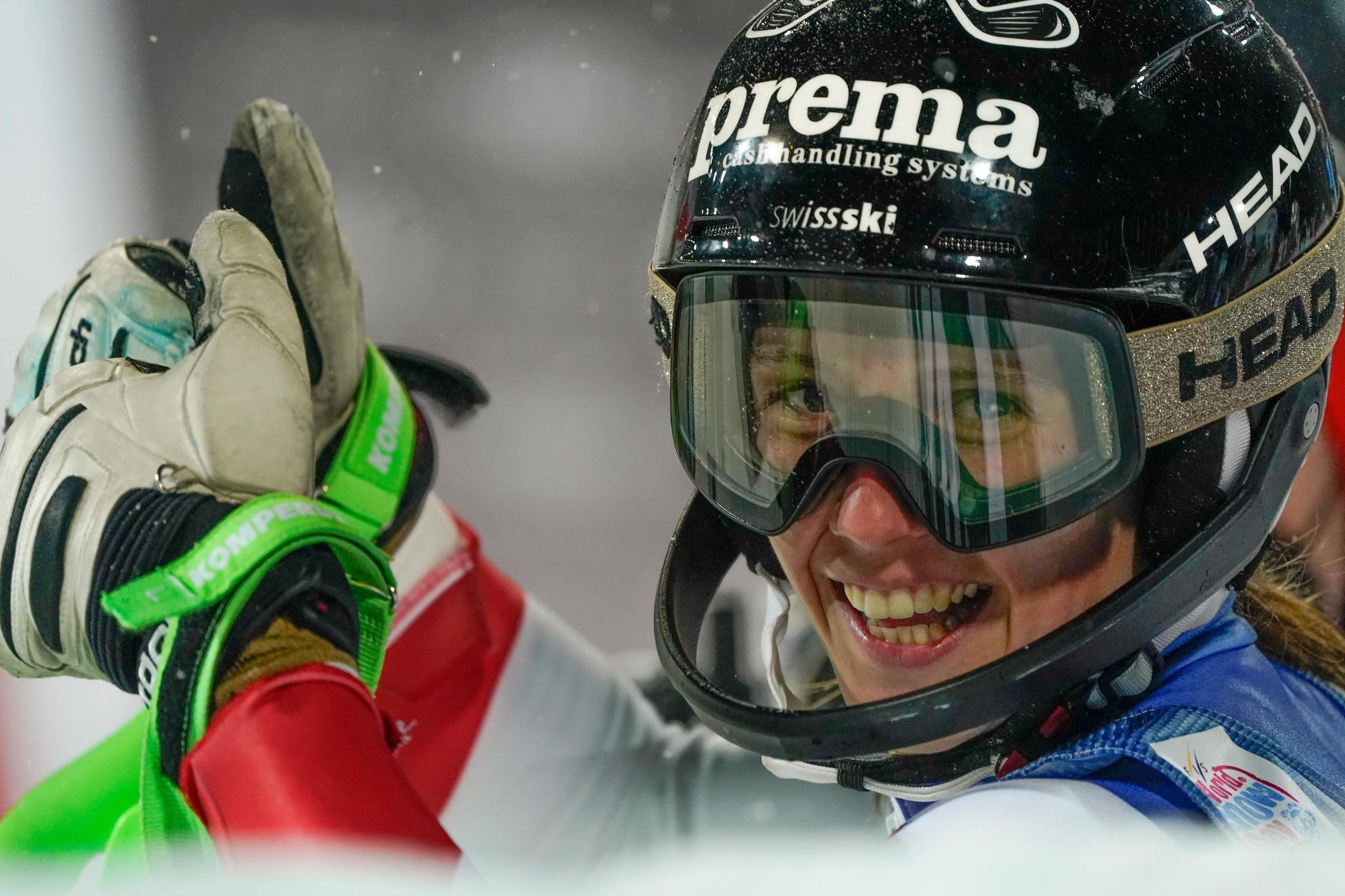 Daumen hoch: Camille Rast war eine der Aufsteigerinnen des letzten Winters.