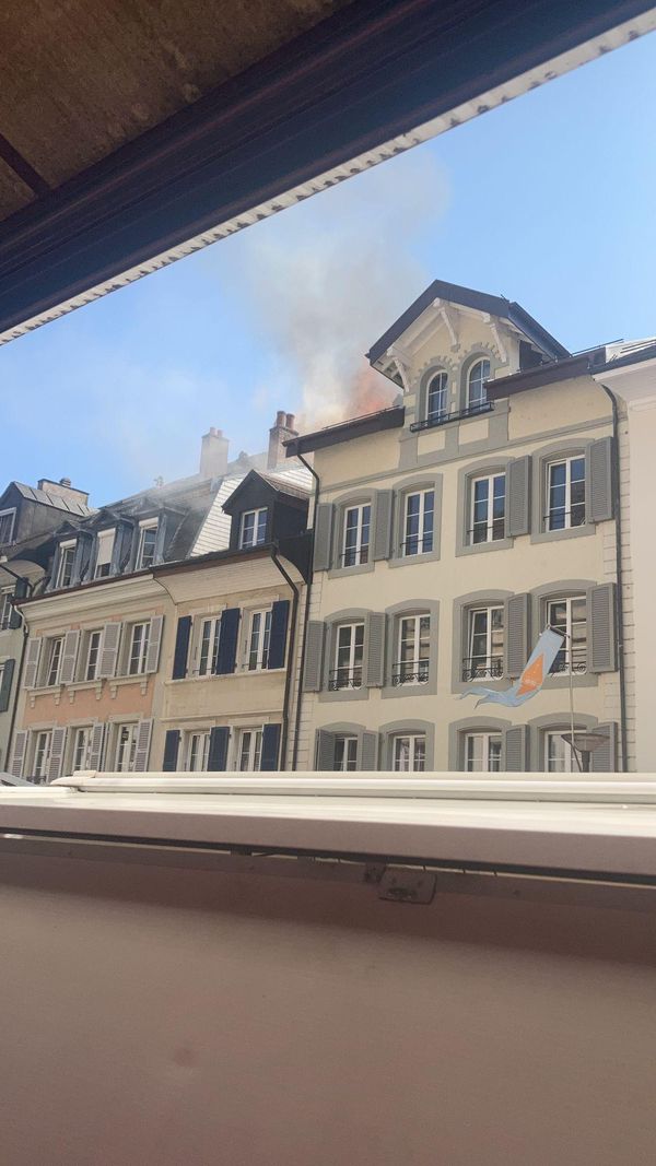 Un feu de toiture s’est déclaré dans la Grand-Rue.