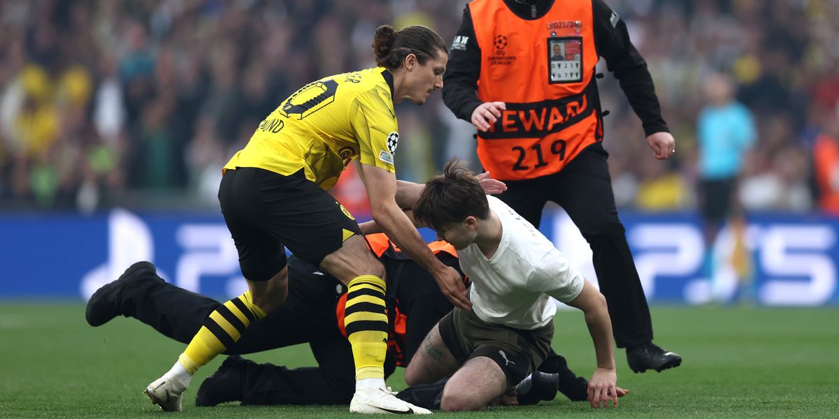Final der Champions League – Anpfiff – und gleich sind die ersten Flitzer ...