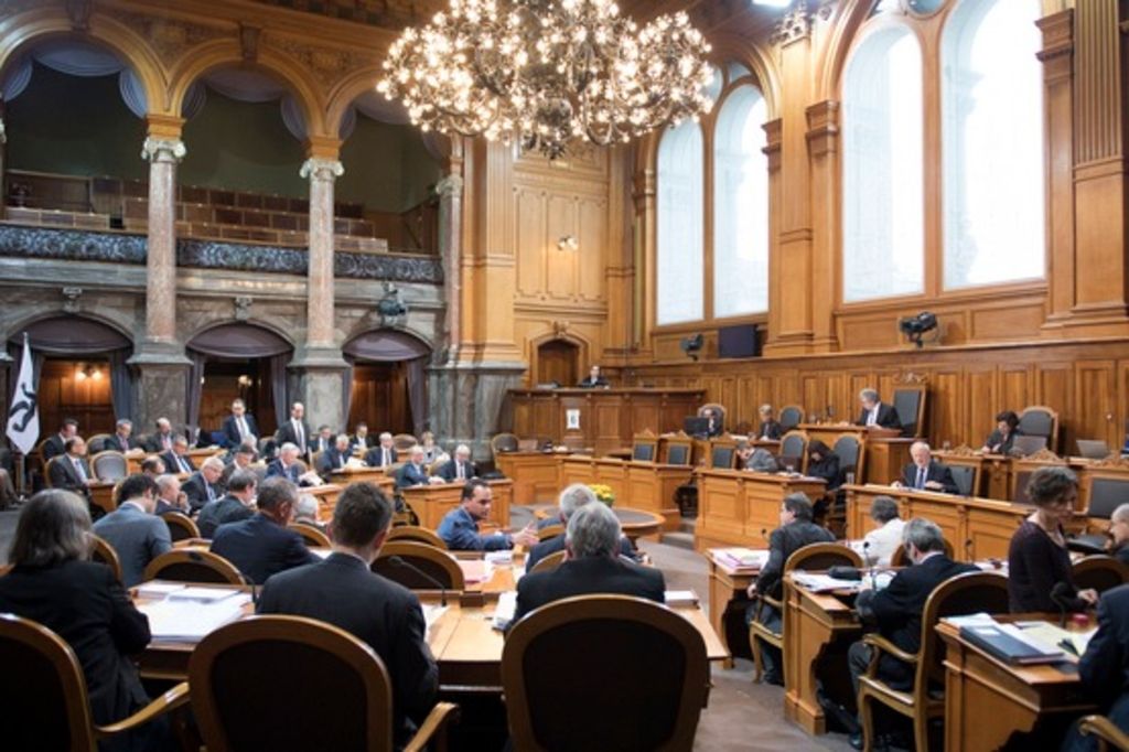 Suisse Le secret bancaire pour les Suisses sauve sa peau Tribune de