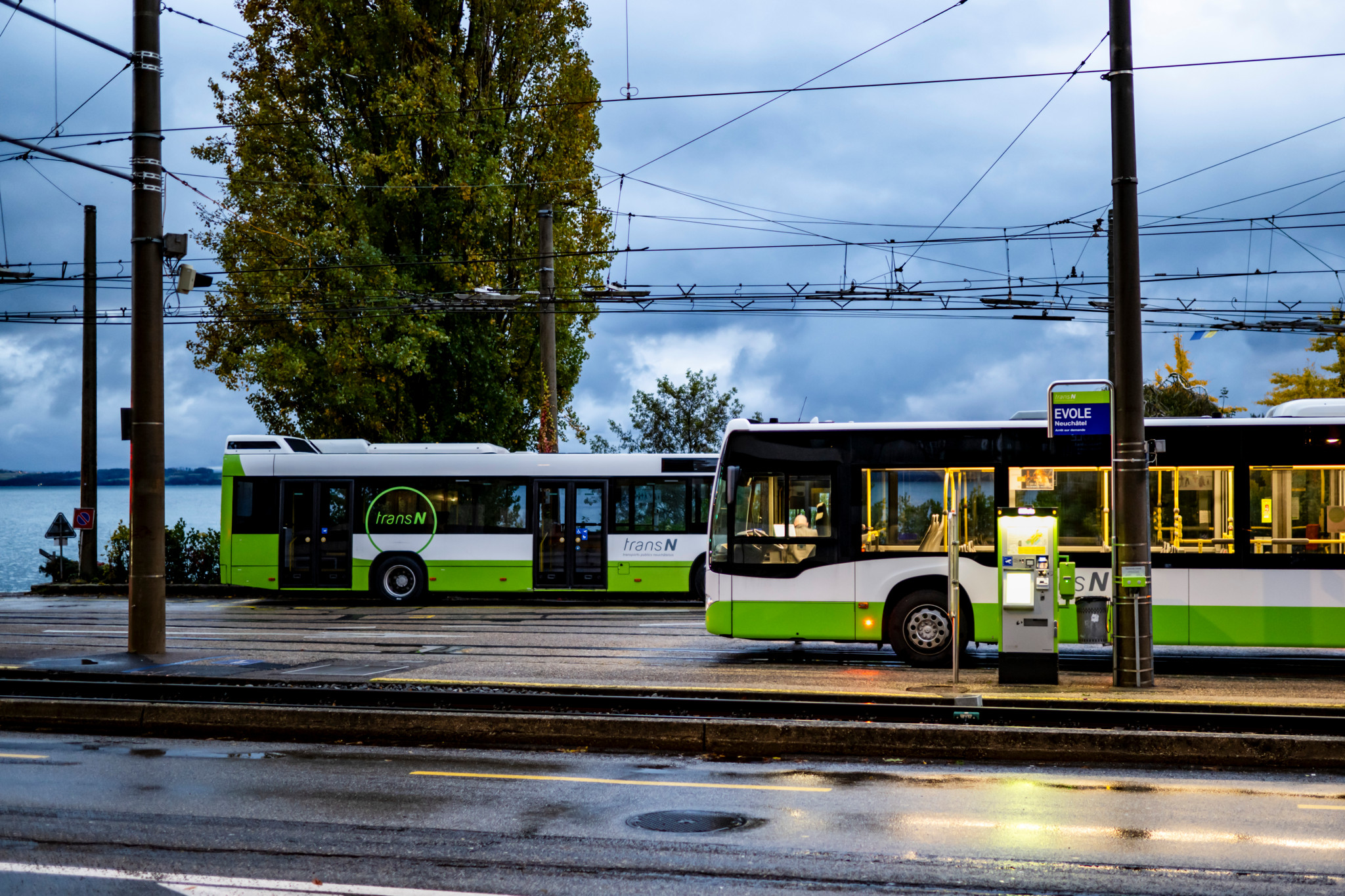 Canton de Neuchâtel: Les jeunes paieront 66% de moins pour les transports publics