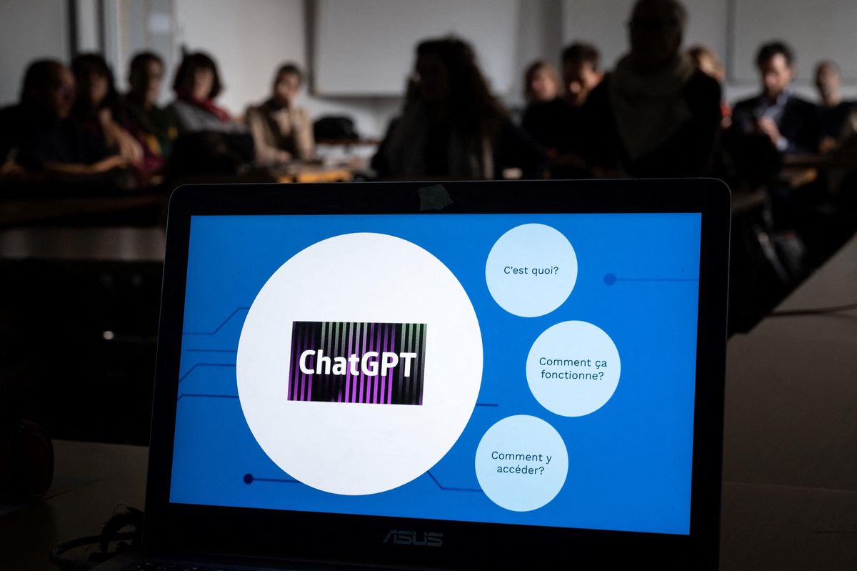 Une nouvelle version de ChatGPT est «aussi performante que les humains»