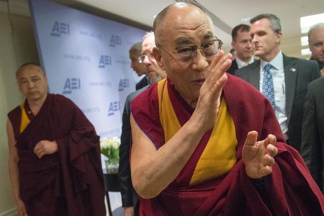 Le dalaï-lama prône un capitalisme à visage humain