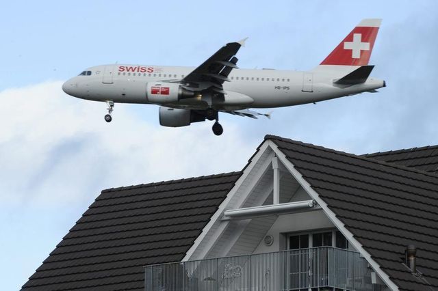 Lärmschutzkonzept: Die Flughafenbetreiberin hat ein Papier erarbeitet, damit Anwohner morgens mehr Ruhe haben.