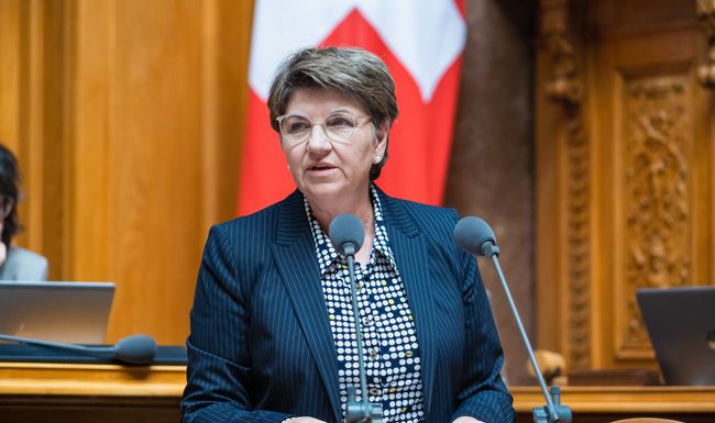 Die Armee unter Viola Amherd hat mehr Mitglieder, als eine Verordnung aus dem Jahr 2016 erlaubt.