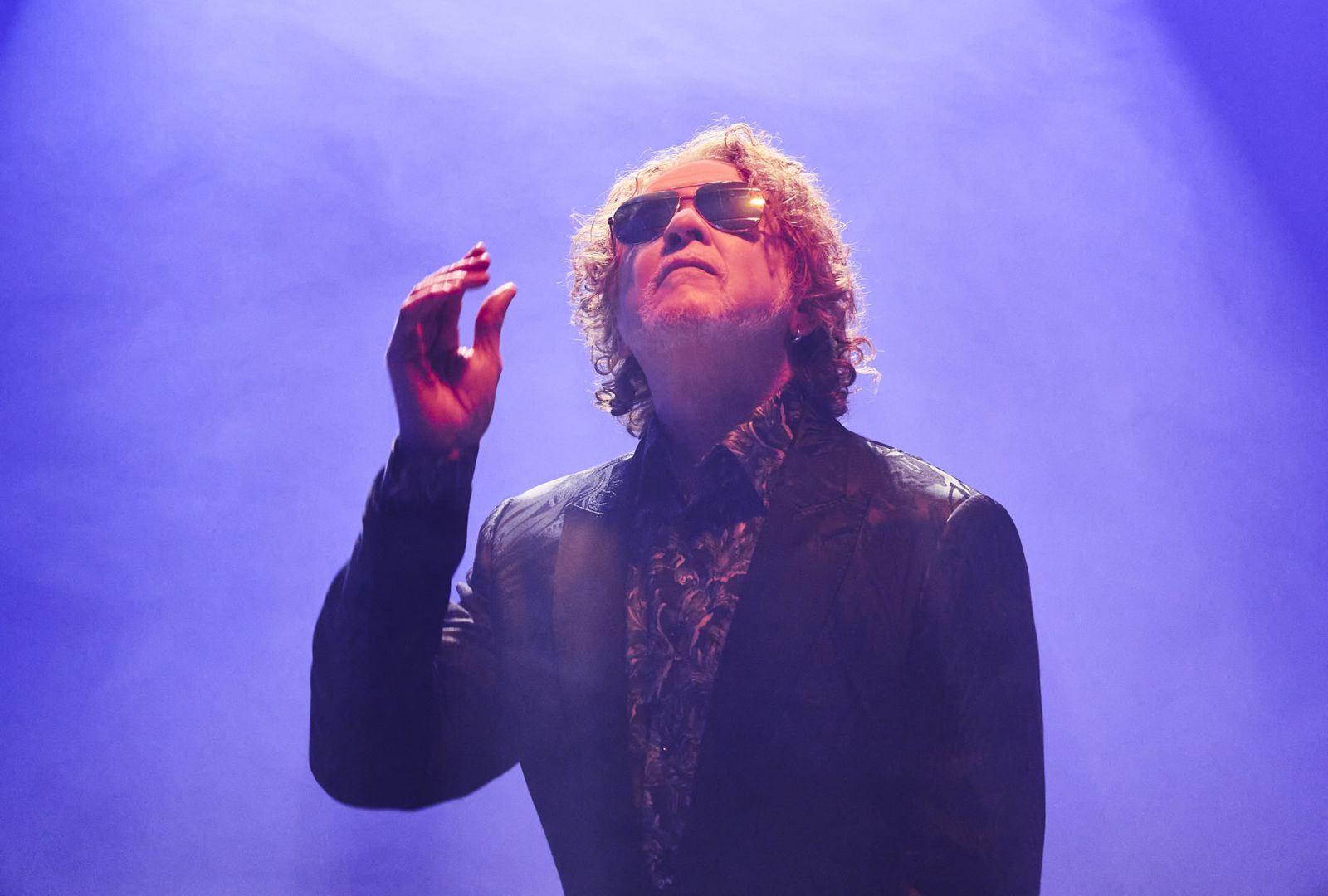 Mick Hucknall, 63 ans et au bénéfice des plus grandes ventes discographiques à la fin des eighties. «Musicalement, je n’appartiens pas à cette période.»