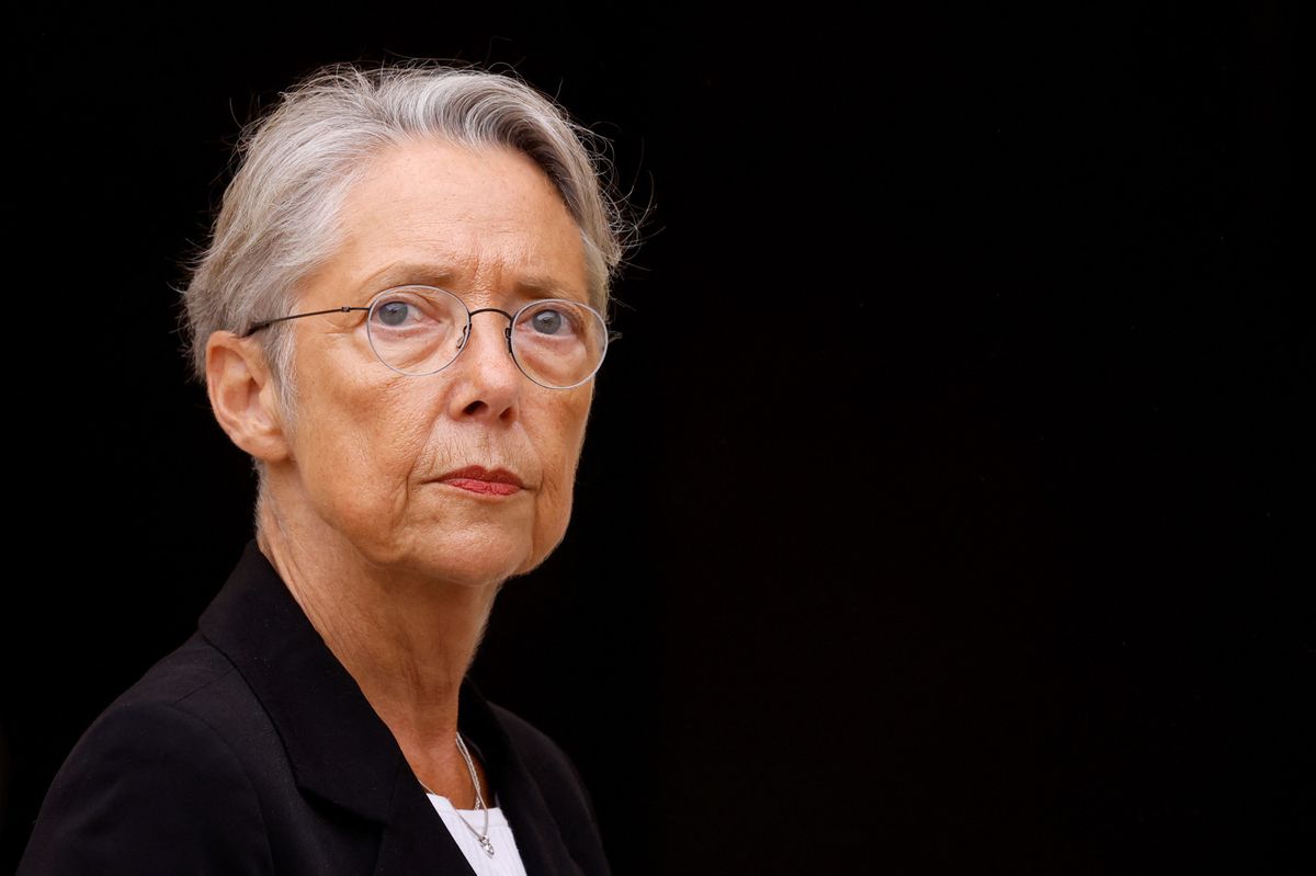 Frankreich Macron stemmt sich mit Rechtsdrall gegen das Ende Basler