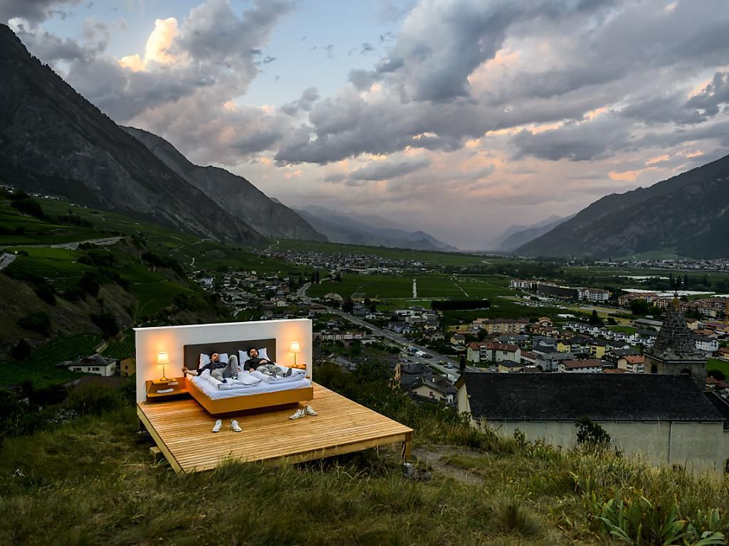 Les créateurs proposent également trois suites idylliques dans les environs de Saillon (VS).