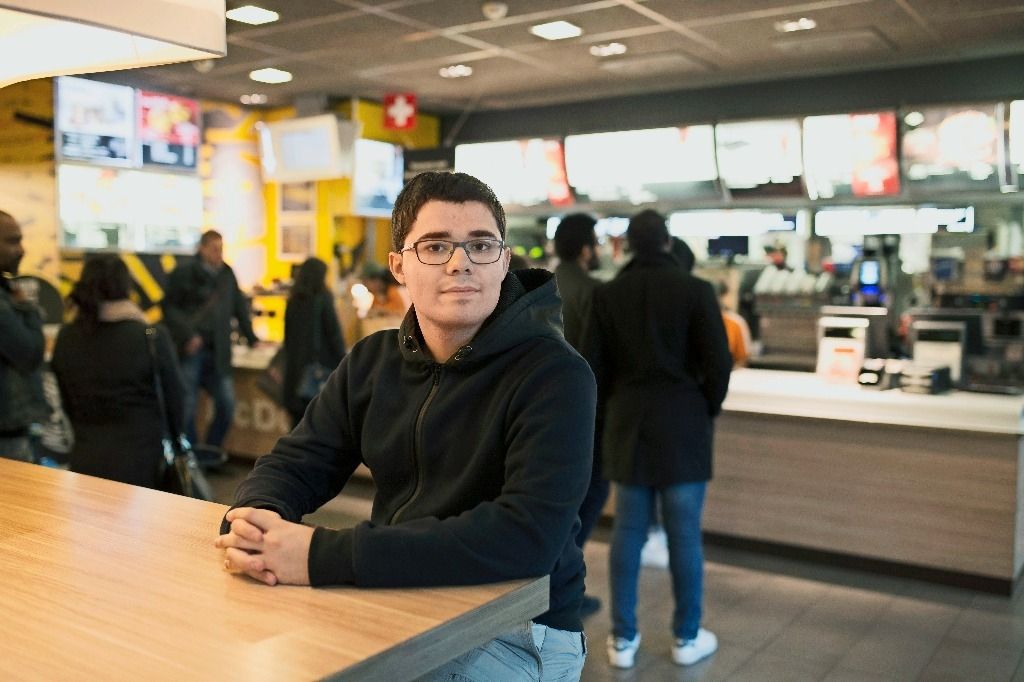 Autiste, Pierre-Henri a réussi à décrocher un travail chez McDo